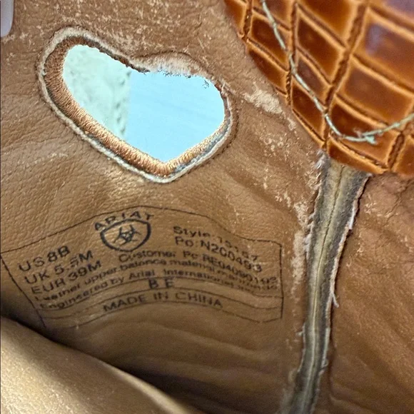 ARIAT Brown Leather Cowgirl Boots with Beige Shaft and Heart Accent - Picture 6 of 6